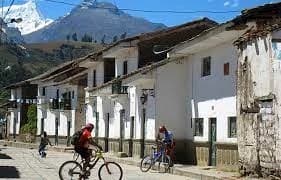 CITY TOUR HUARAZ gallery