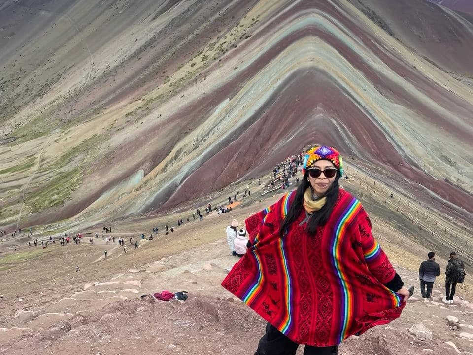 MONTAÑA DE COLORES CUATRIMOTOS gallery