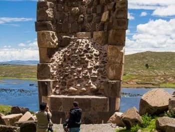 SILLUSTANI gallery