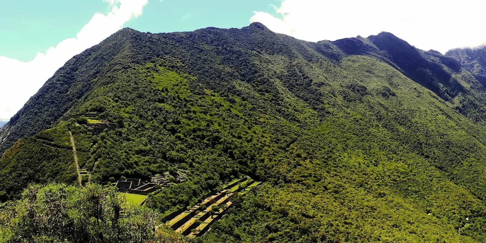 CHOQUEQUIRAO 4D/3N