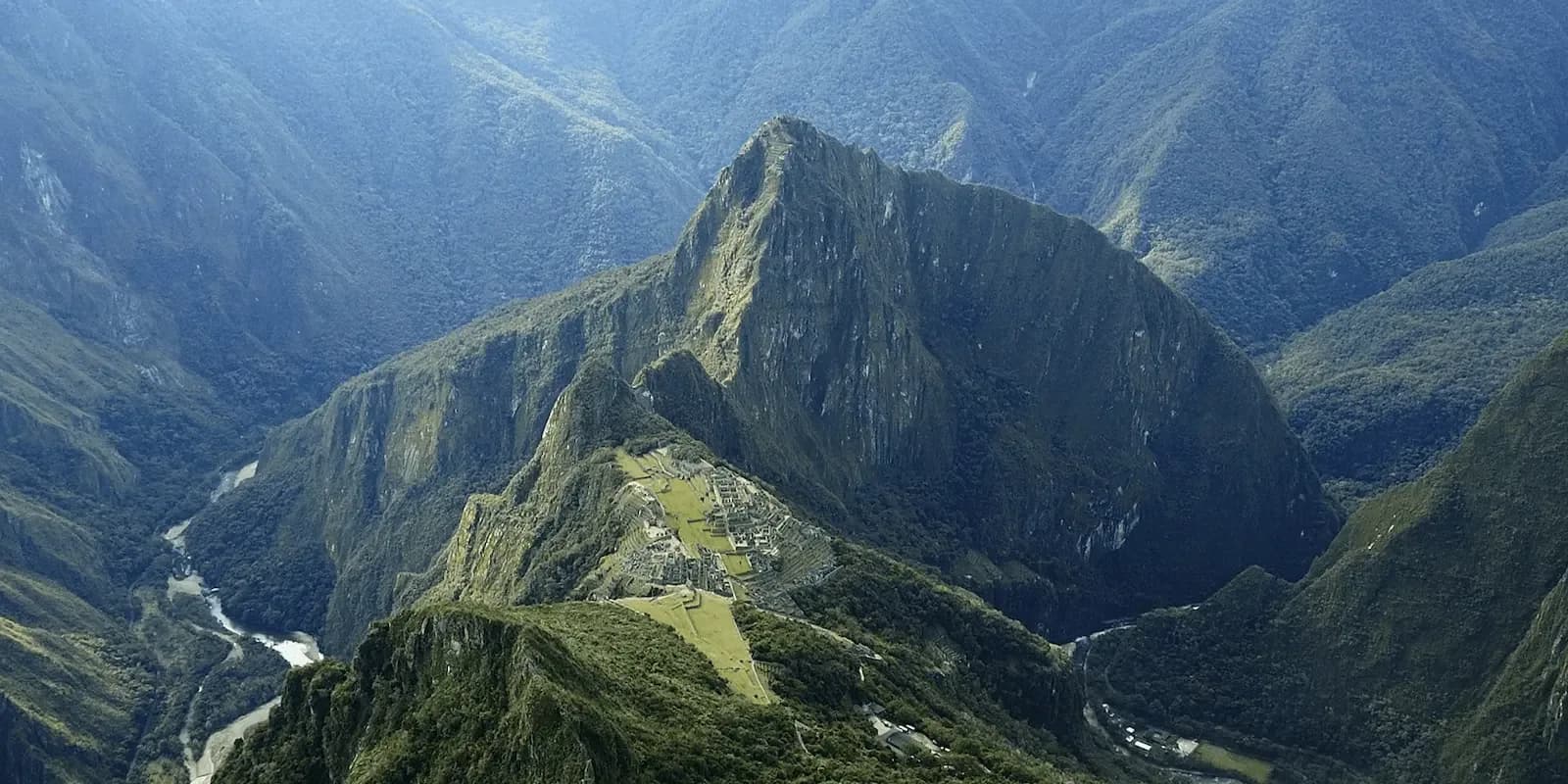 MACHU PICCHU POR CARRO 2 DIAS