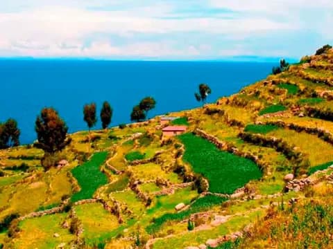 UROS & TAQUILE