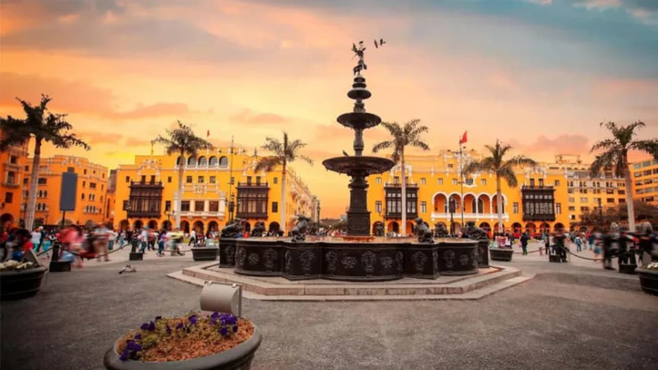 plaza lima